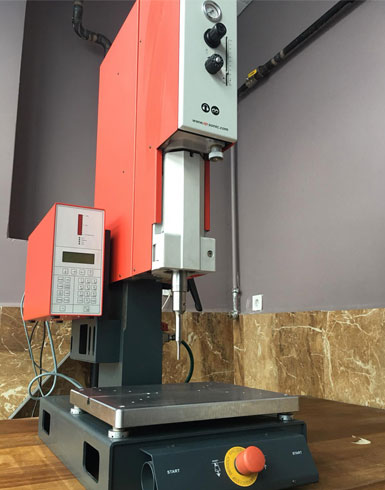 ultrasonik kaynak makinası